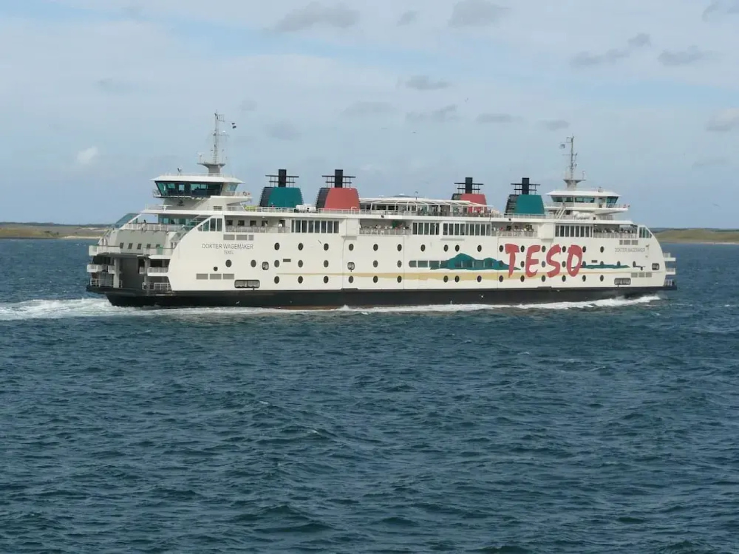 Spacious Villa With Deco Fireplace on Texel