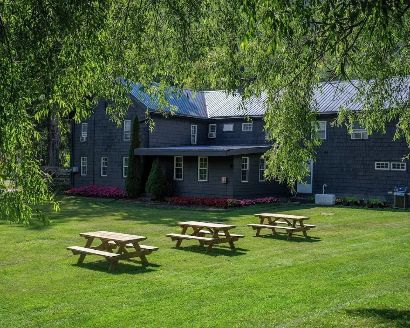 Catskill Seasons Inn