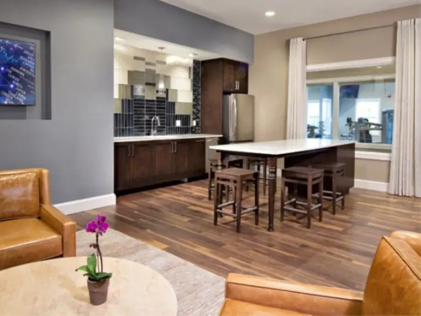 Global Luxury Suites at Waltham