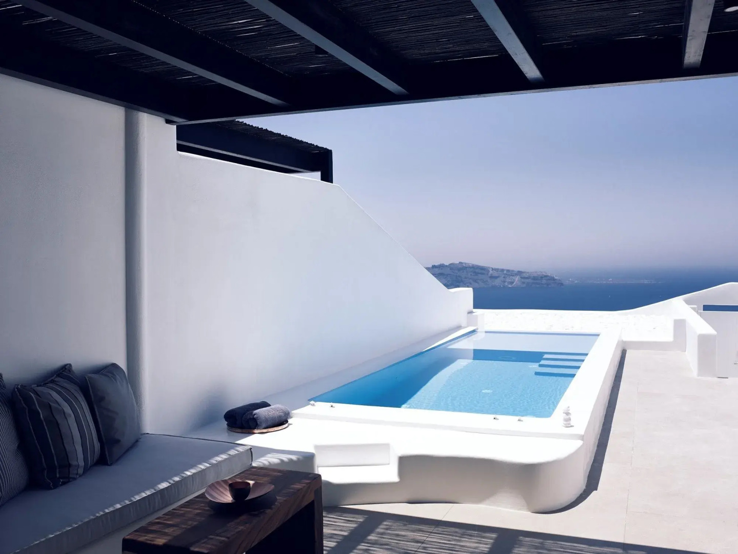 Cavo Tagoo Santorini