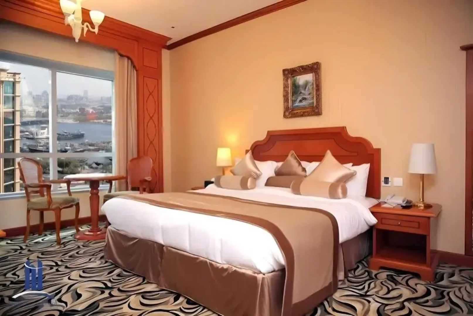 Royal Concorde Hotel & Suite