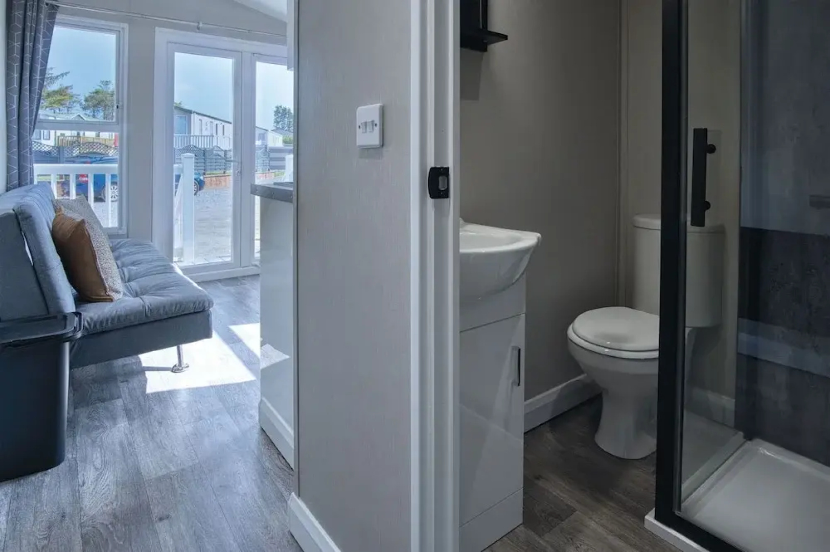 The Studio - 1 Bedroom Cabin - Amroth