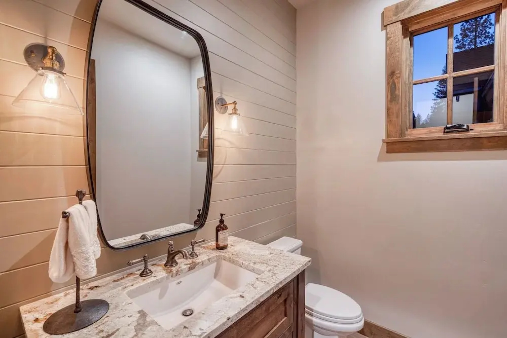 Gorgeous New-build In Schaffers Mill 4 Bedroom Home