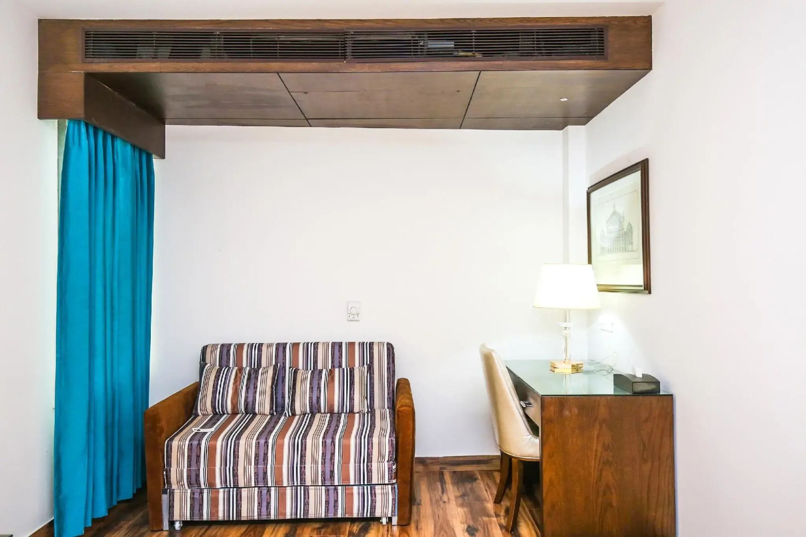 OYO 22010 Hotel Stella Continental