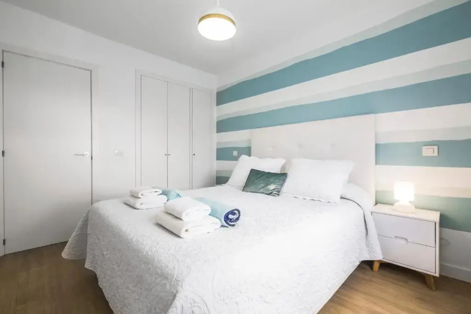 Flower Beach Suite 1