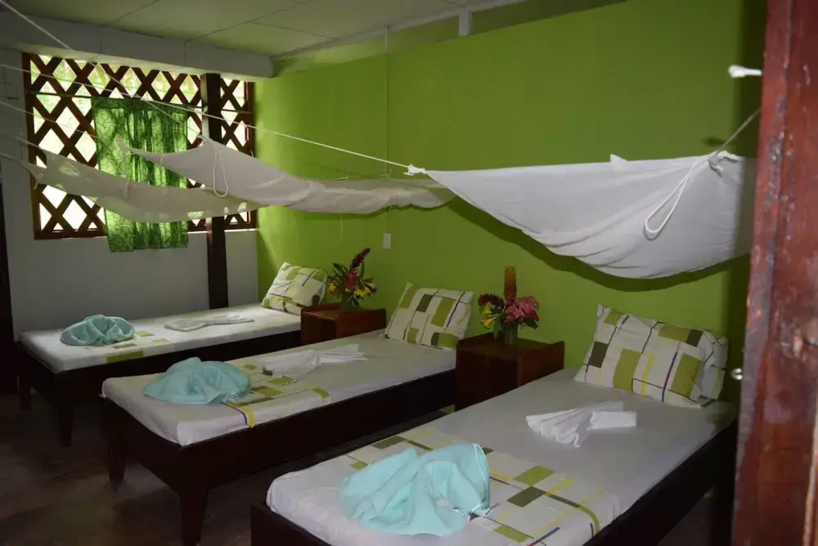Explorama Lodge