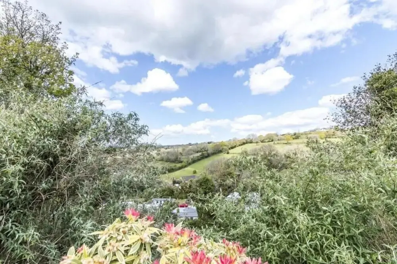 Little Hill - 3 Bed - Wisemans Bridge