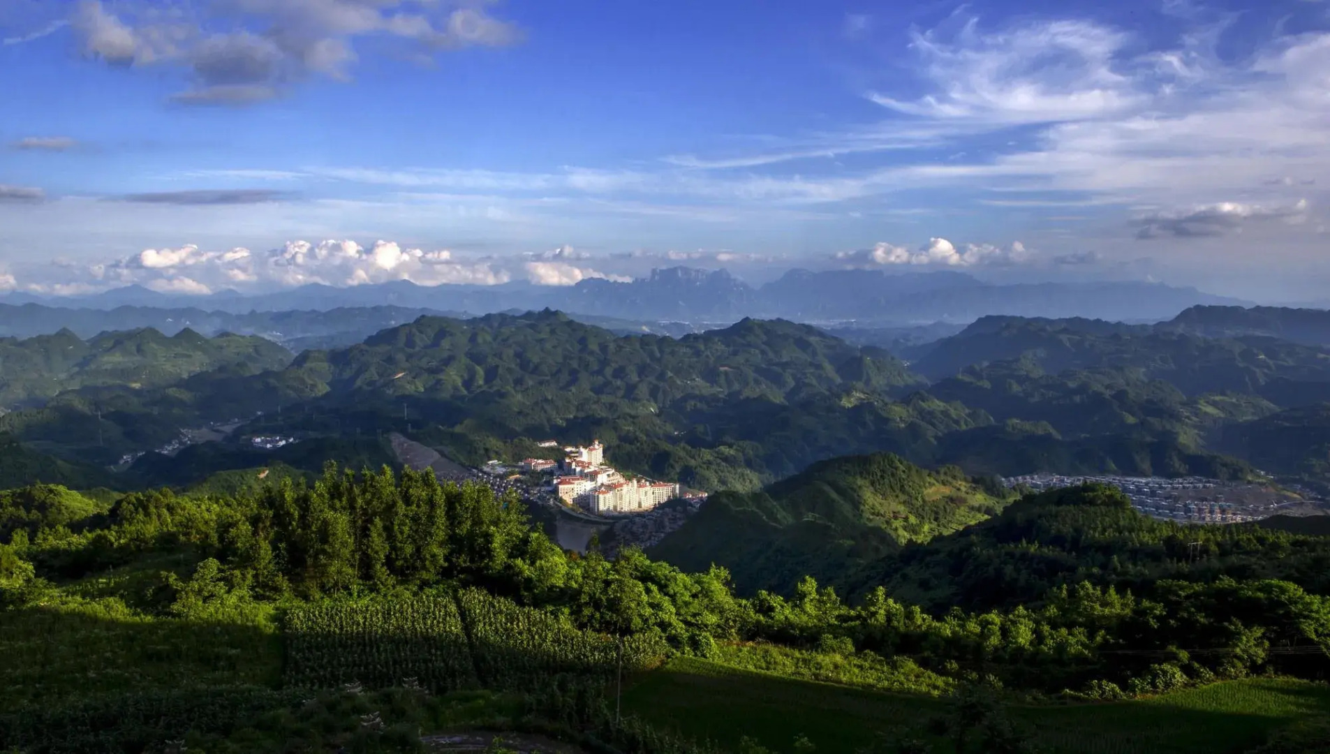 Zhangjiajie Country Garden Phoenix Suites Hotel