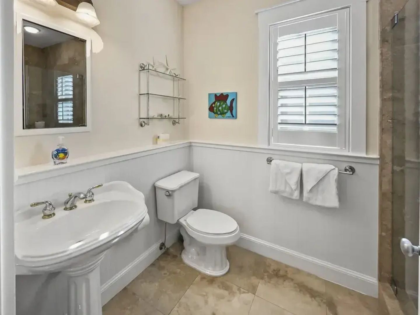 Mare E Sole 2 Bedroom Home by RedAwning