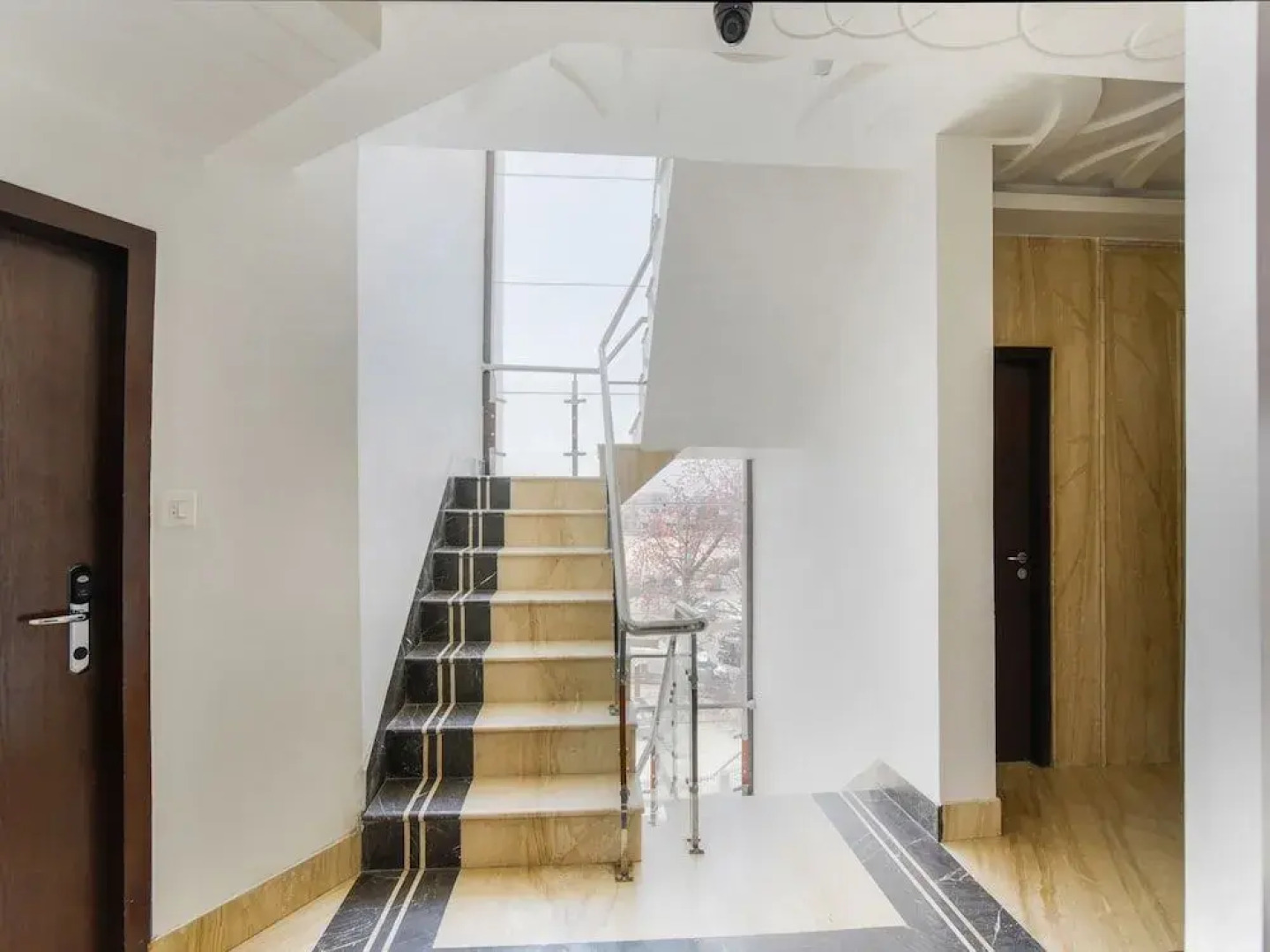 Capital O 30399 Hotel Prime Presidency