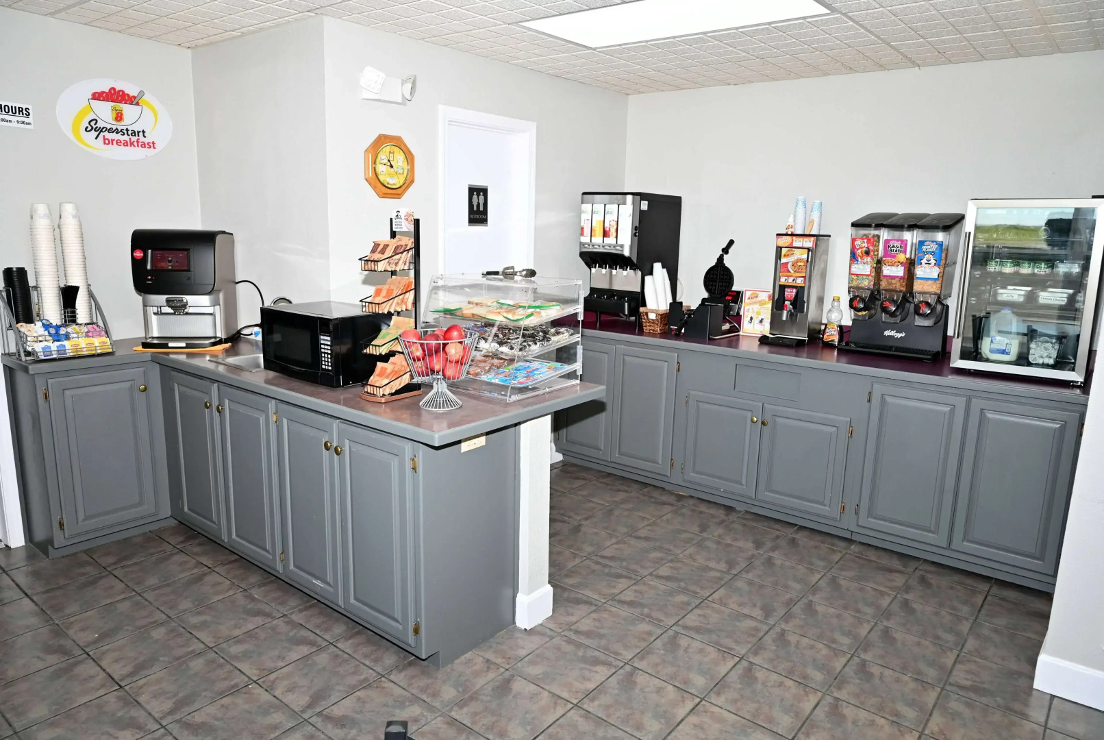 Super 8 by Wyndham Higginsville