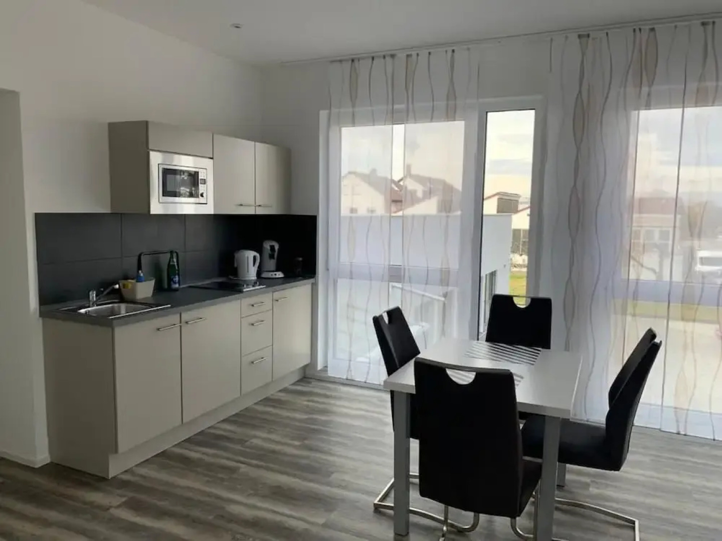 Royal City Apartments