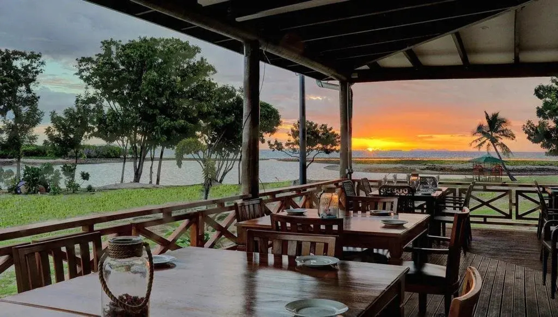 Nila Beach Resort Fiji