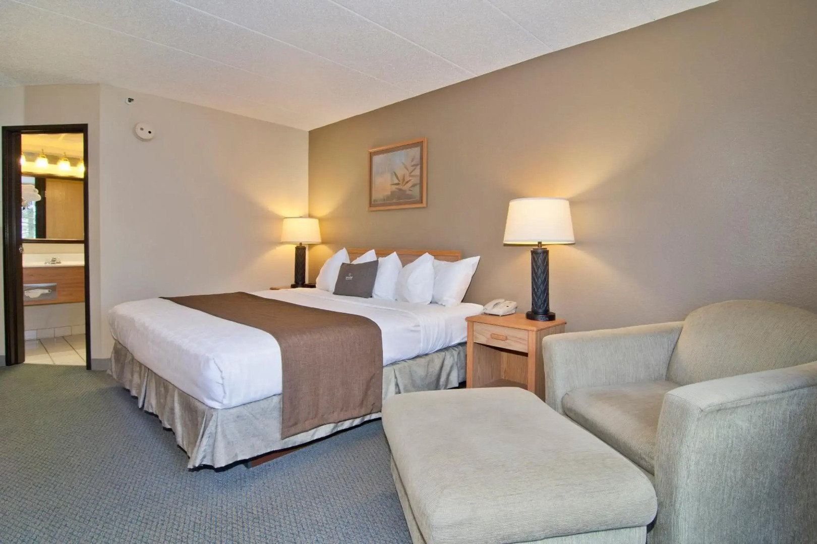 Boarders Inn & Suites by Cobblestone Hotels - Faribault