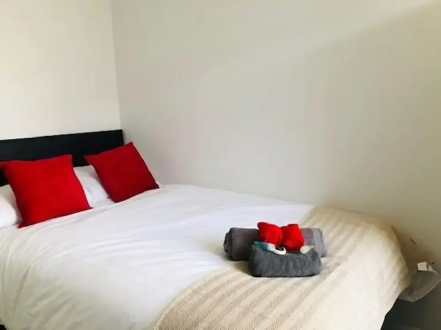 Townhouse @ 51 Balfour St -stoke