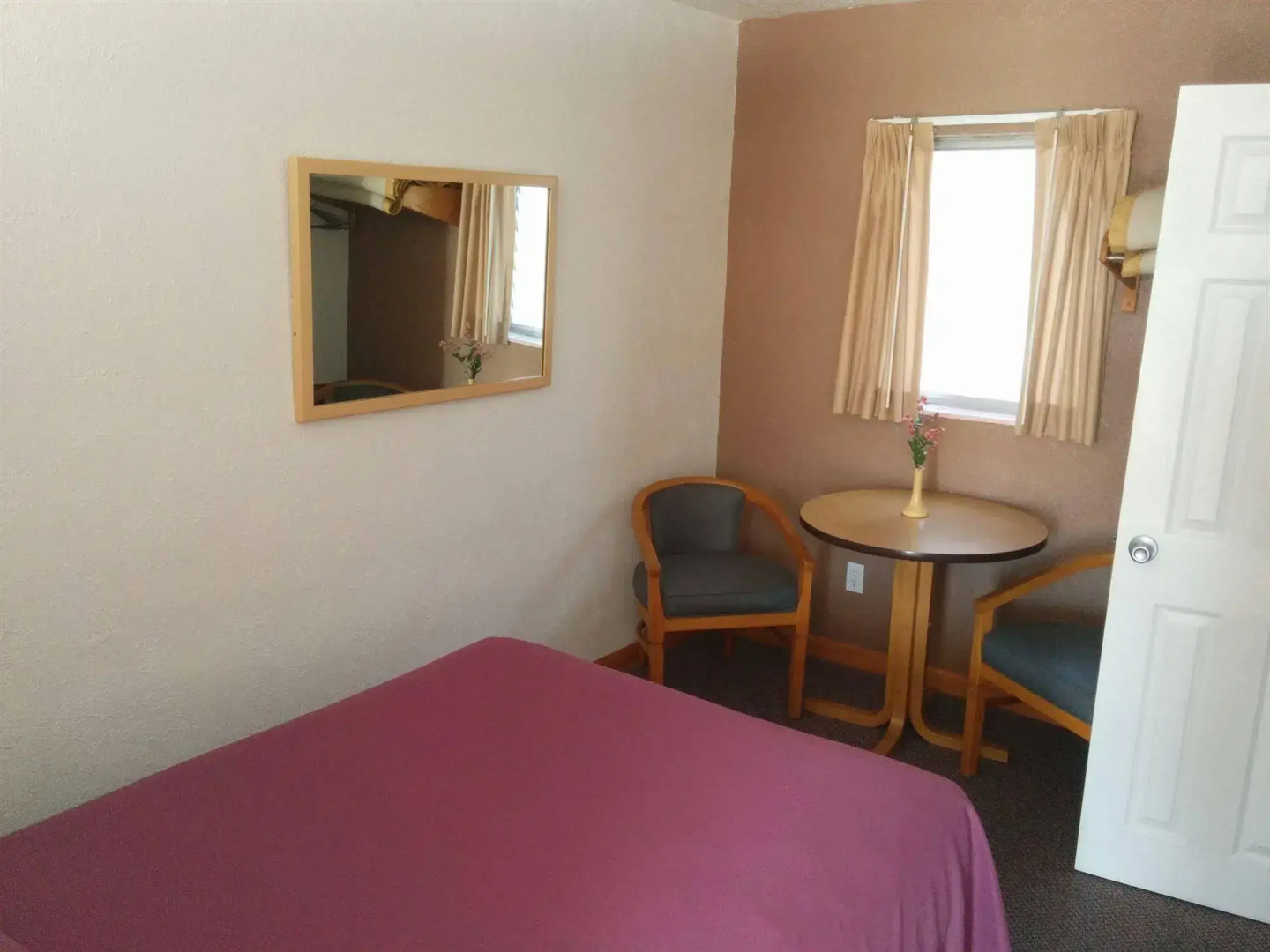 Pink Champagne Motel