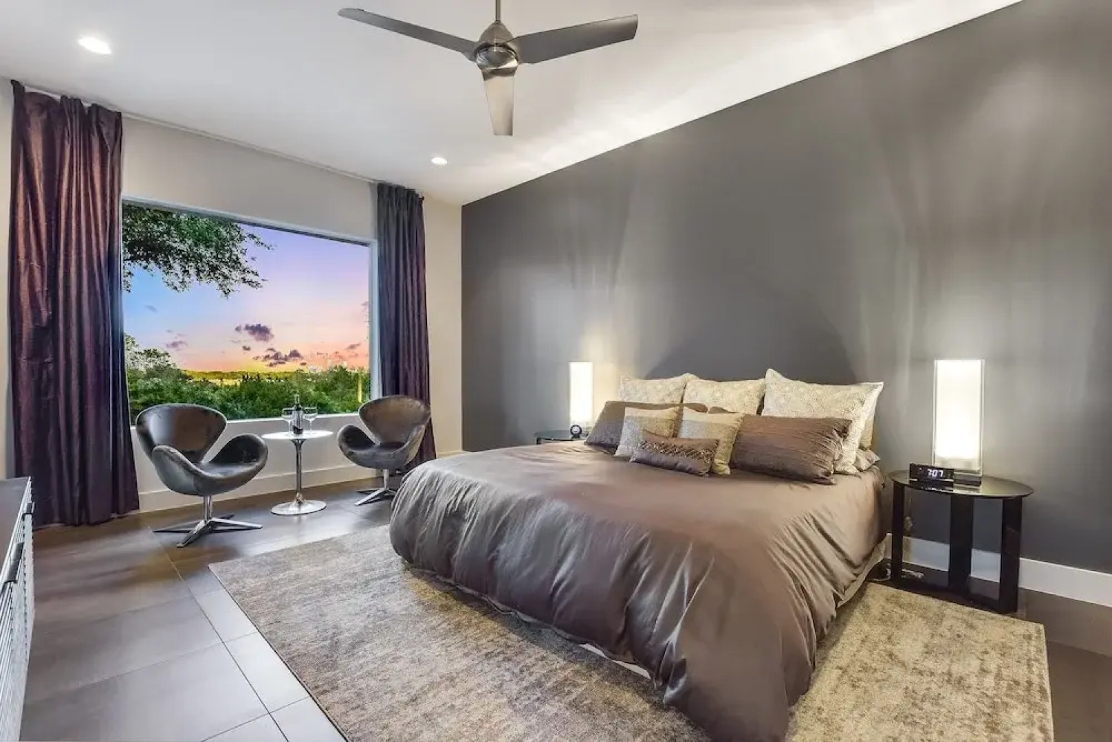 510 Austin - 5 Br Home