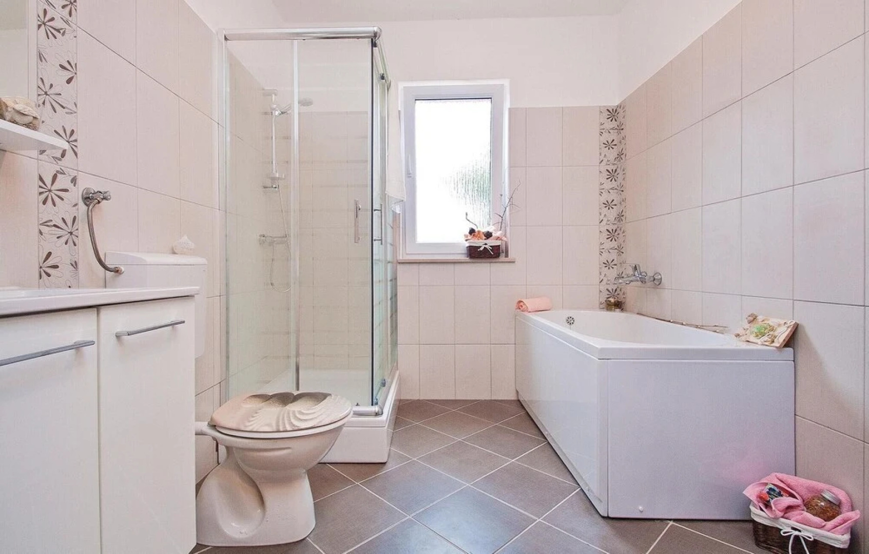 Awesome Home in Orbanici With Wifi and 2 Bedrooms