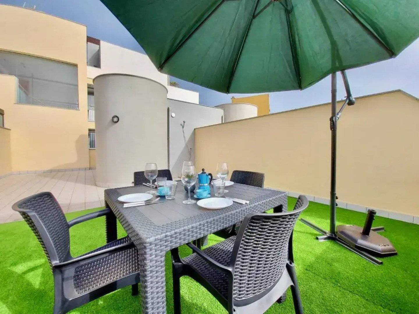 La Casa del Drago by TOR