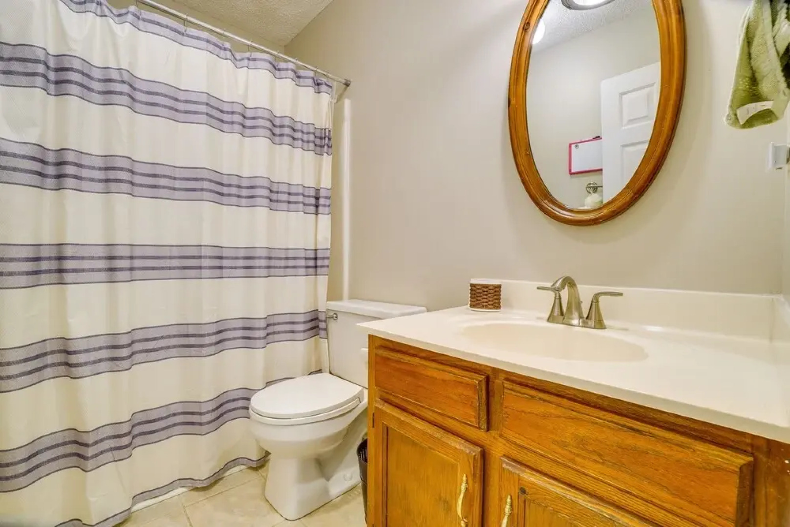 Pet-friendly Franklin Home ~ 21 Mi to Nashville!