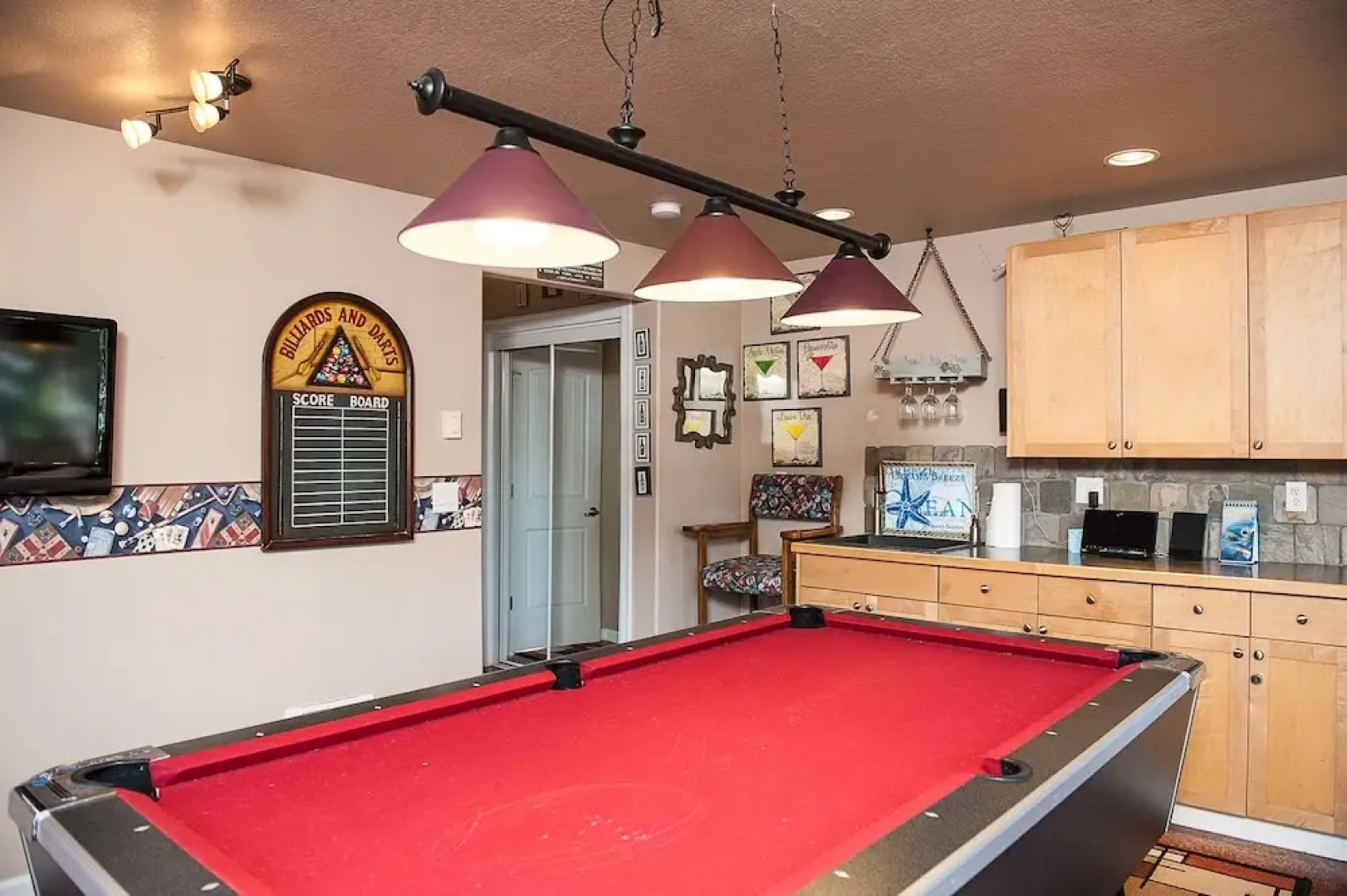 Beverly Beach Overlook for 8 by RedAwning