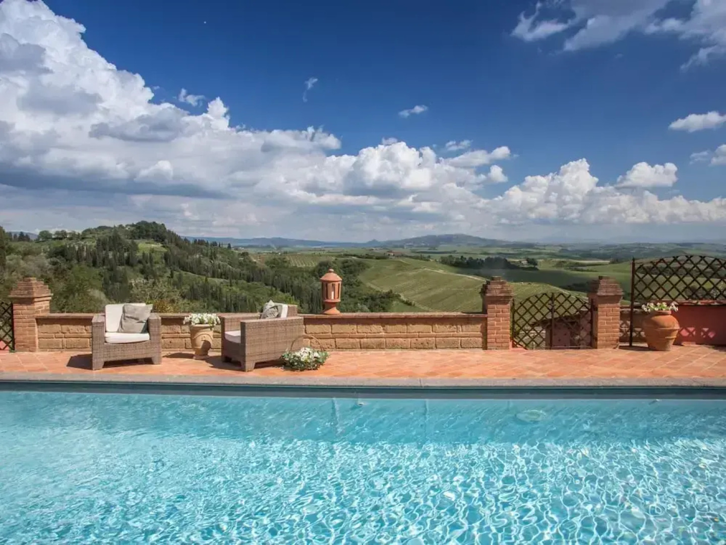 Beautiful Villa in Peccioli With Private Swimming Pool