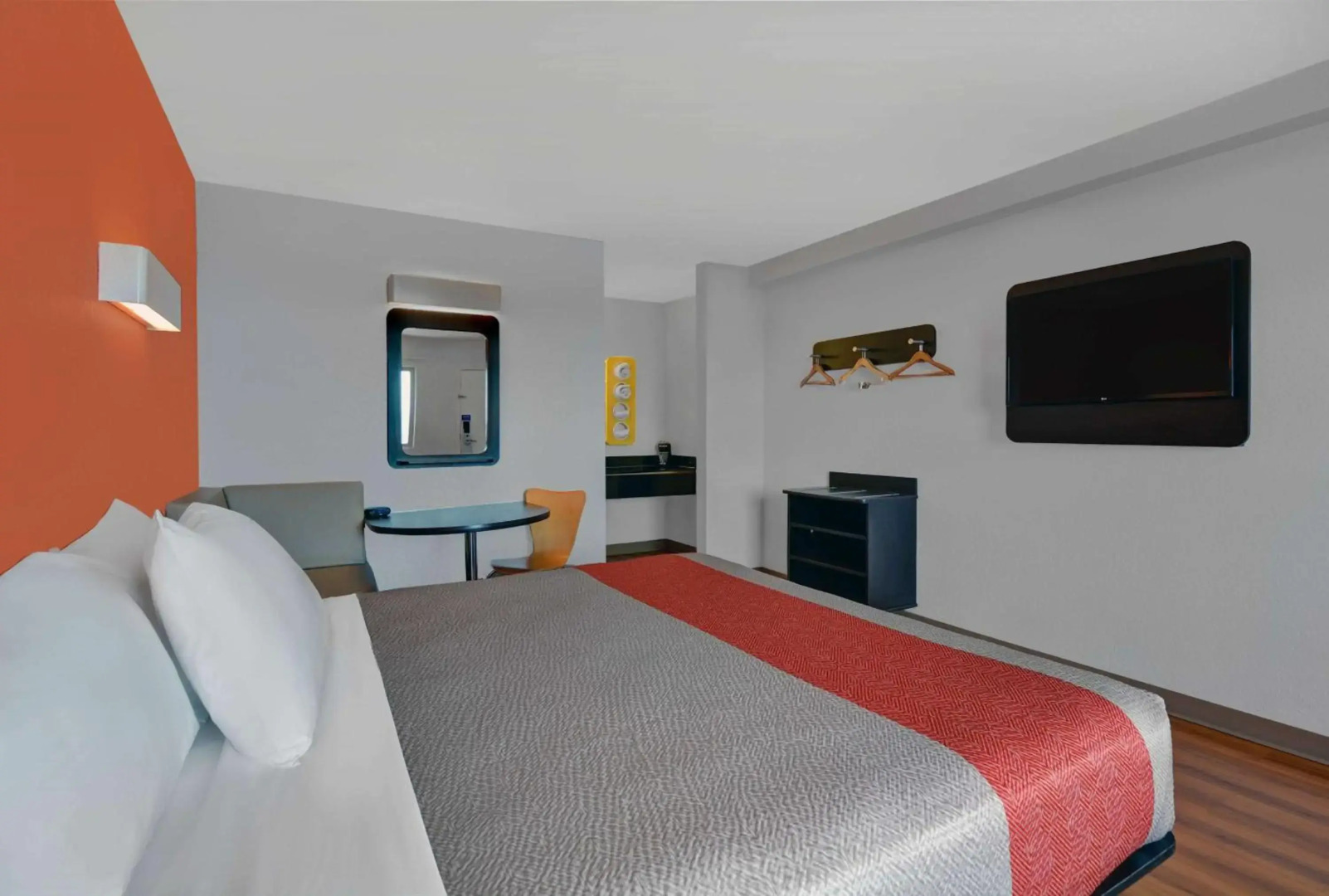 Motel 6 Cutler Bay, FL