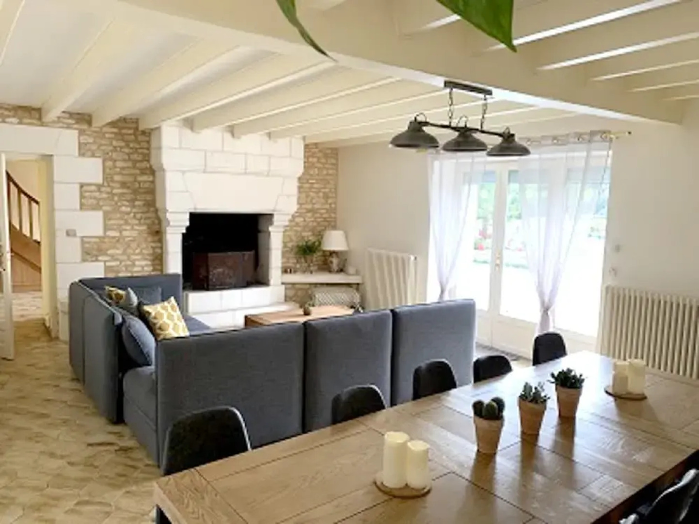 Villa With 5 Bedrooms in Saint-jean-de-sauves, With Private Pool, Enclosed Garden and Wifi