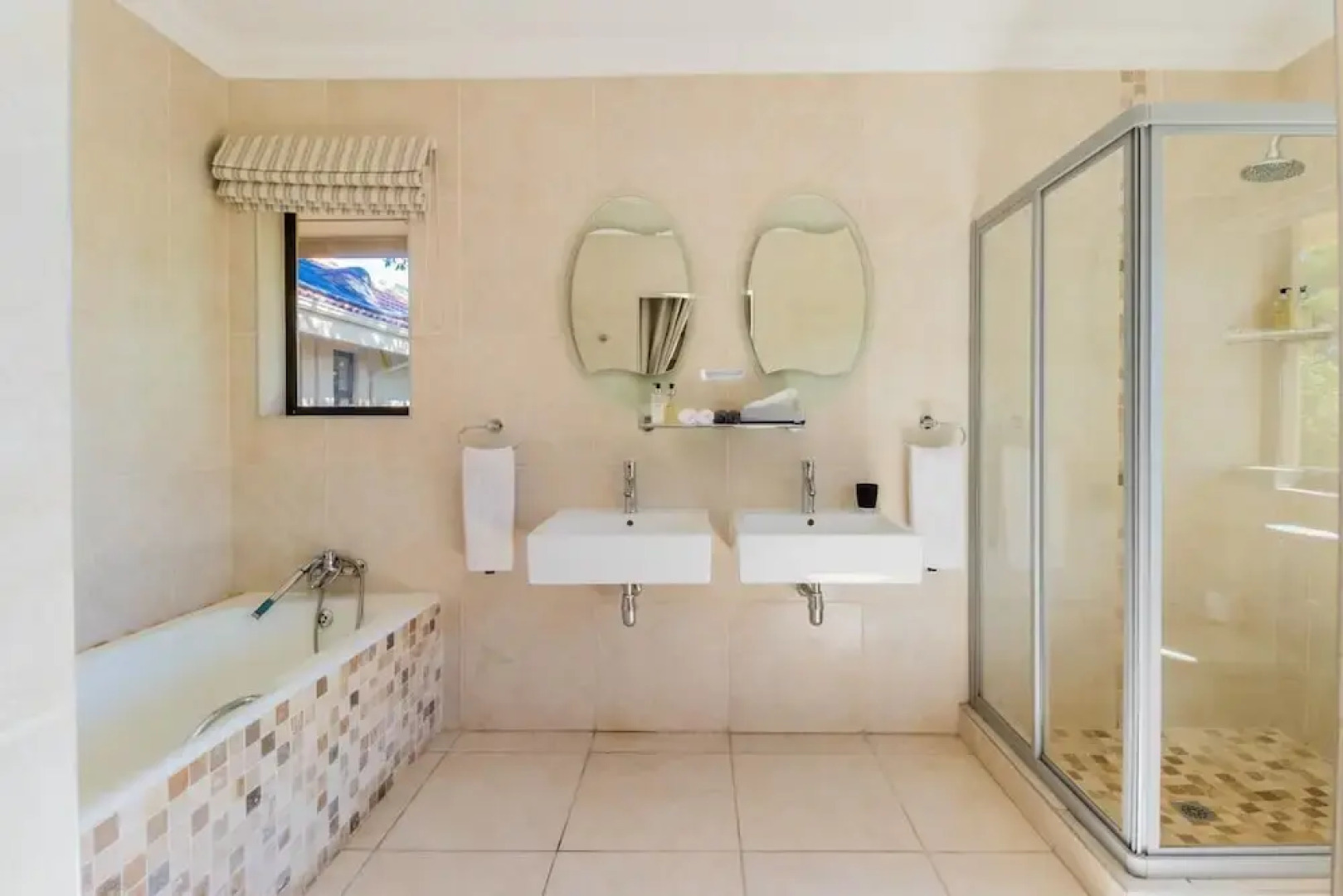 Franschhoek Florin's Crest