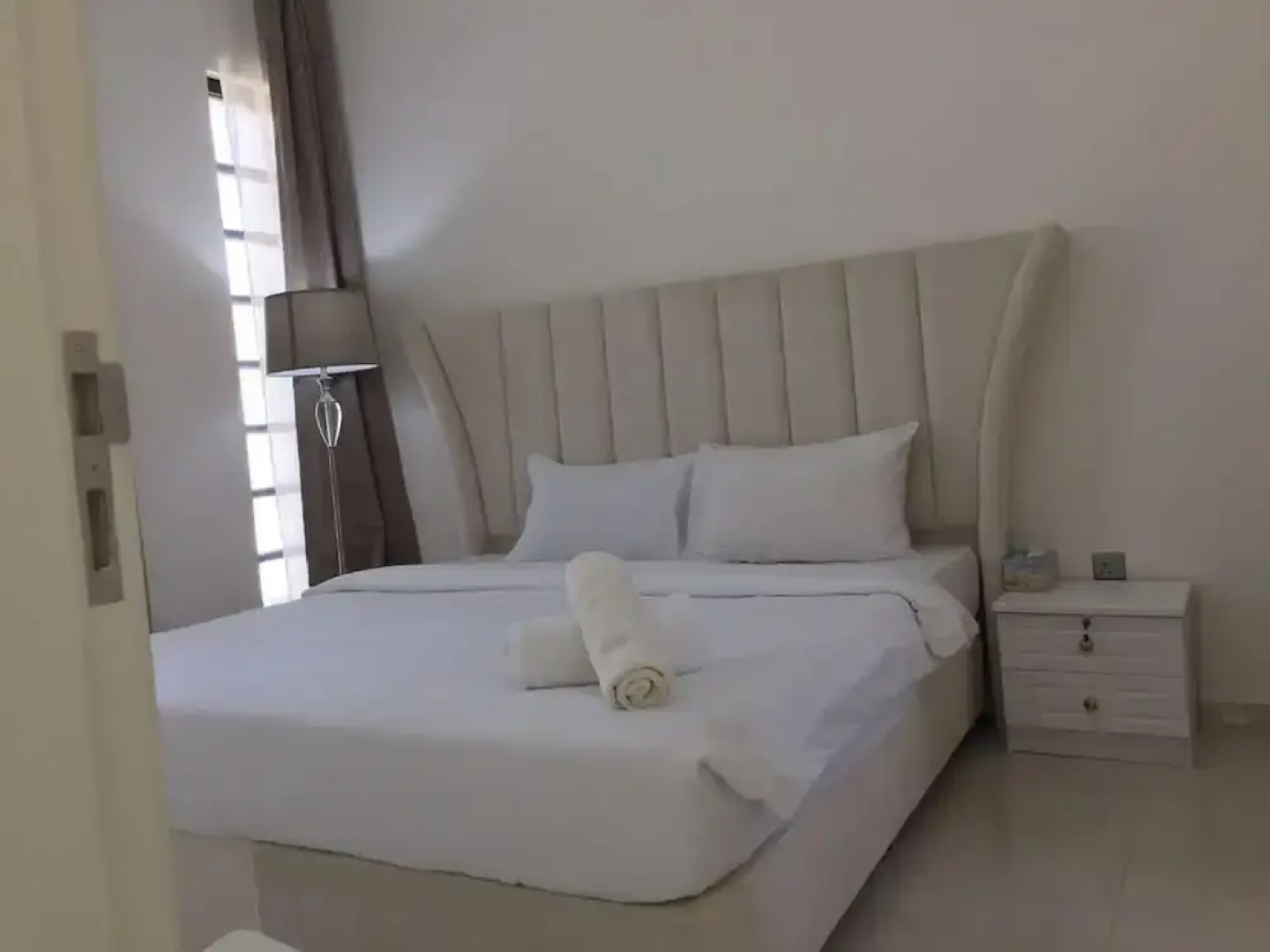 5 BR Villa With Pool Table