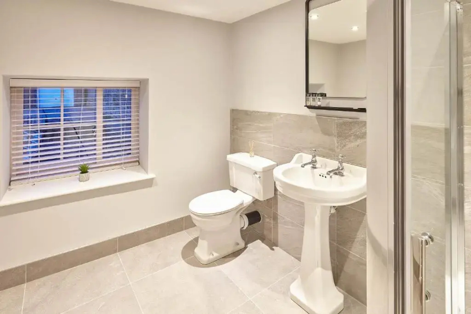 Host Stay Graham House