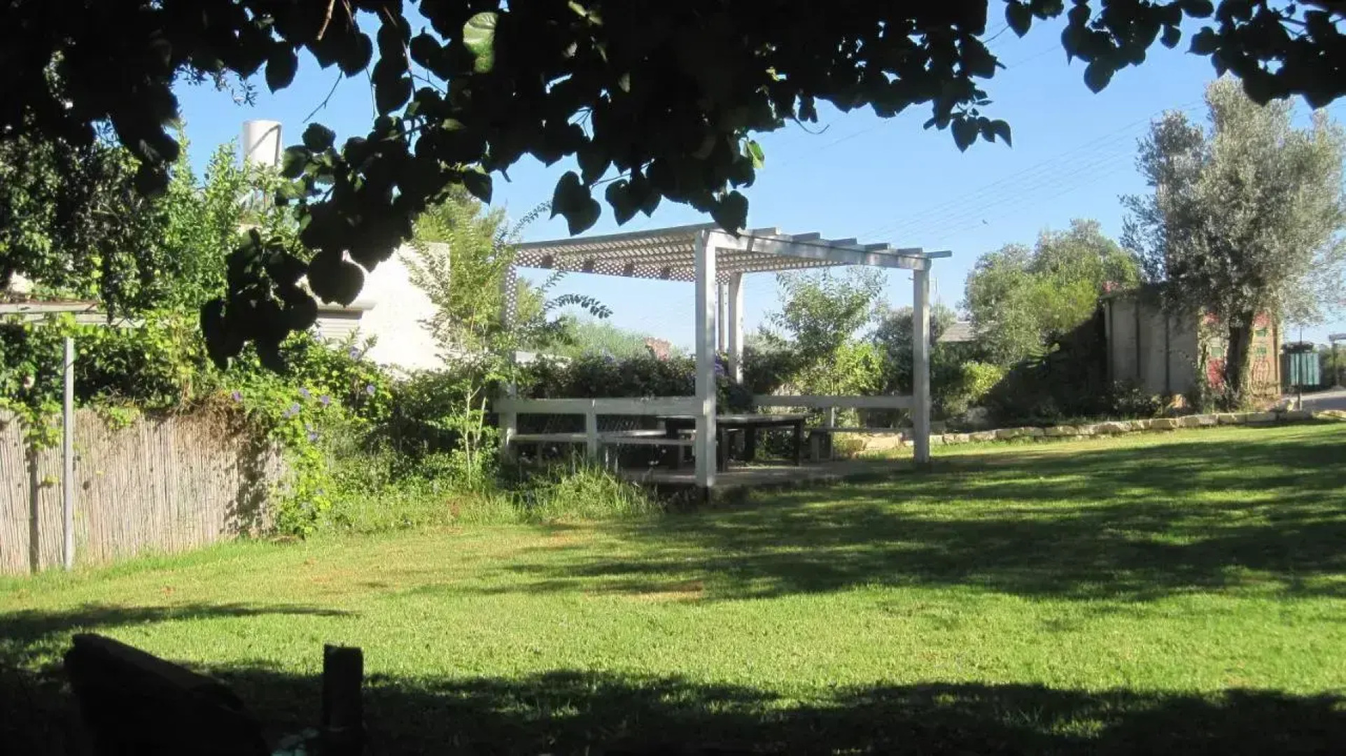 The House By The Mulberry Tree