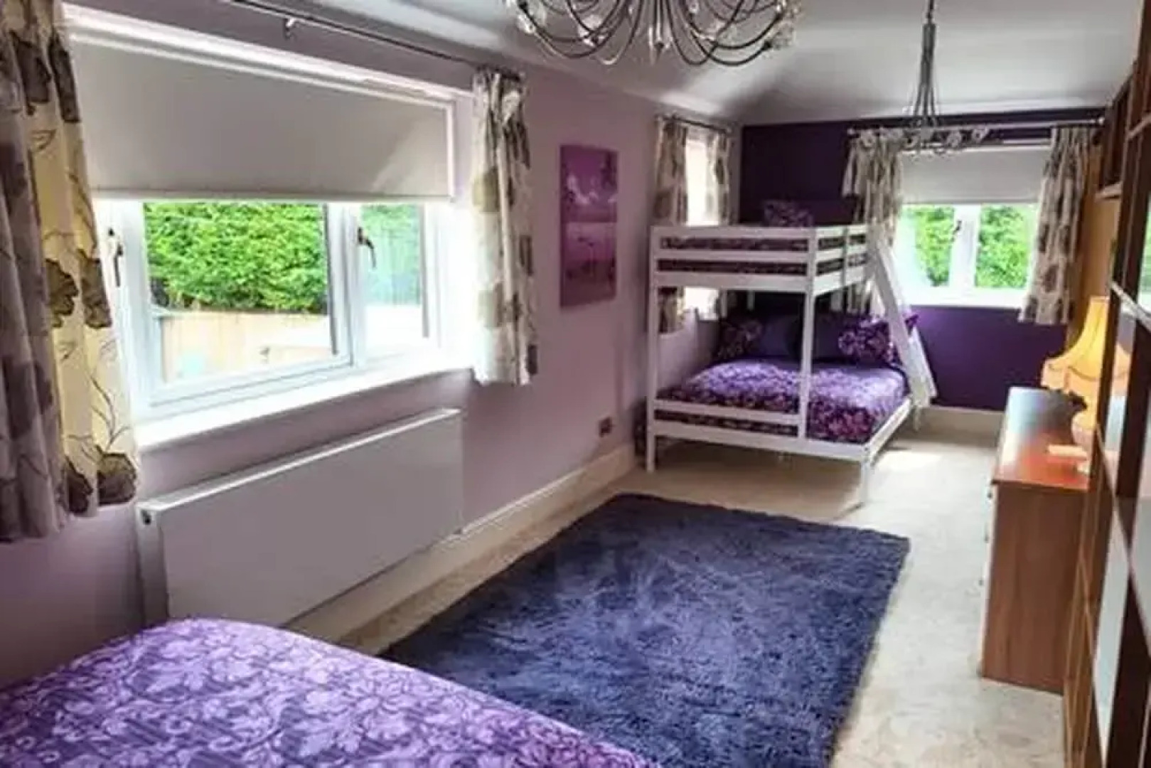 Stratford 4 BR Family Mansion With Pool, Gym & BBQ