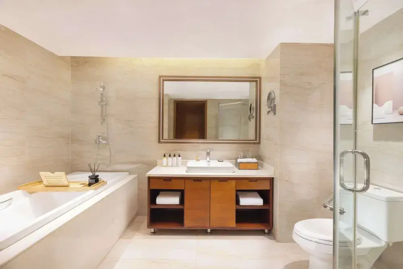 Ramada Encore by Wyndham Jingzhou Shashi