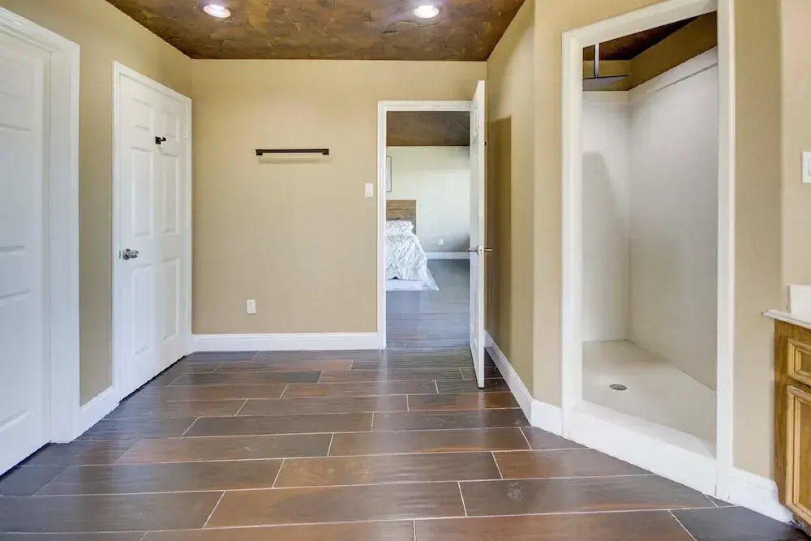 8 Mi to Kemah Boardwalk: Texas Gulf Home w/ Patio