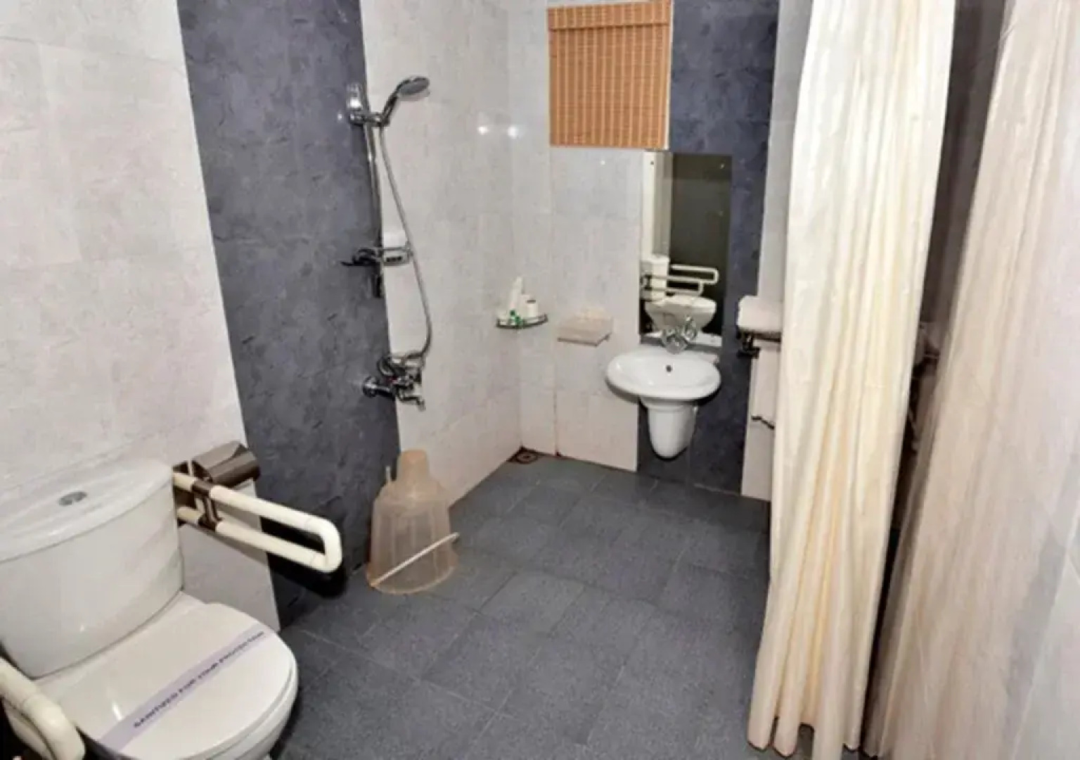 Athirappilly Residency