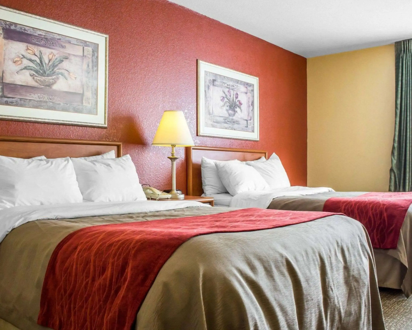 Comfort Inn Green Valley I-19