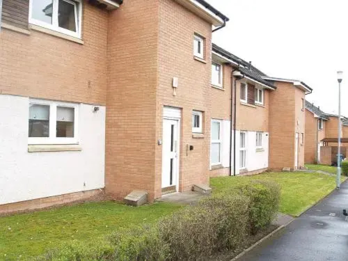 Hla - King Court Apartment 2