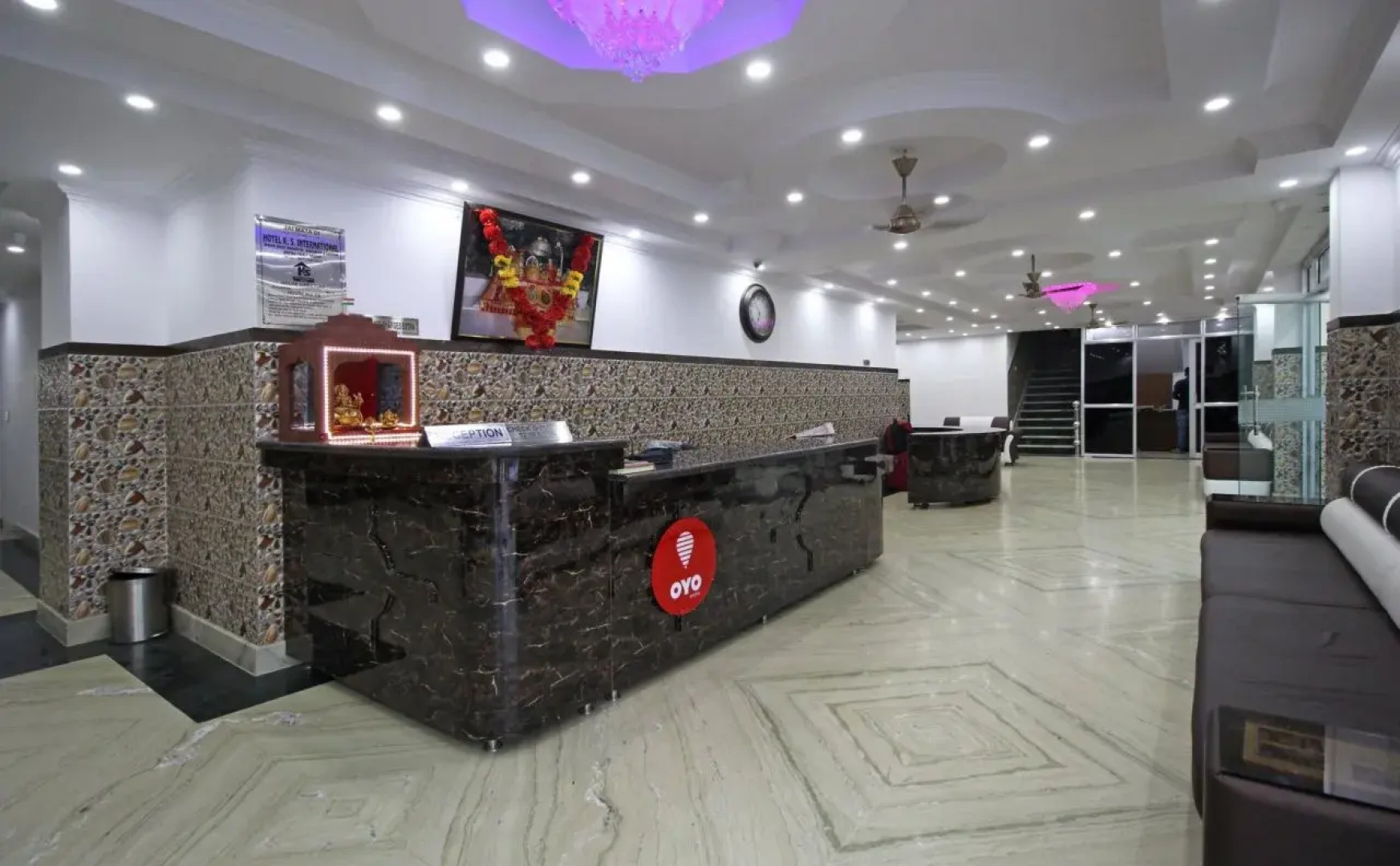 Hotel JMK International