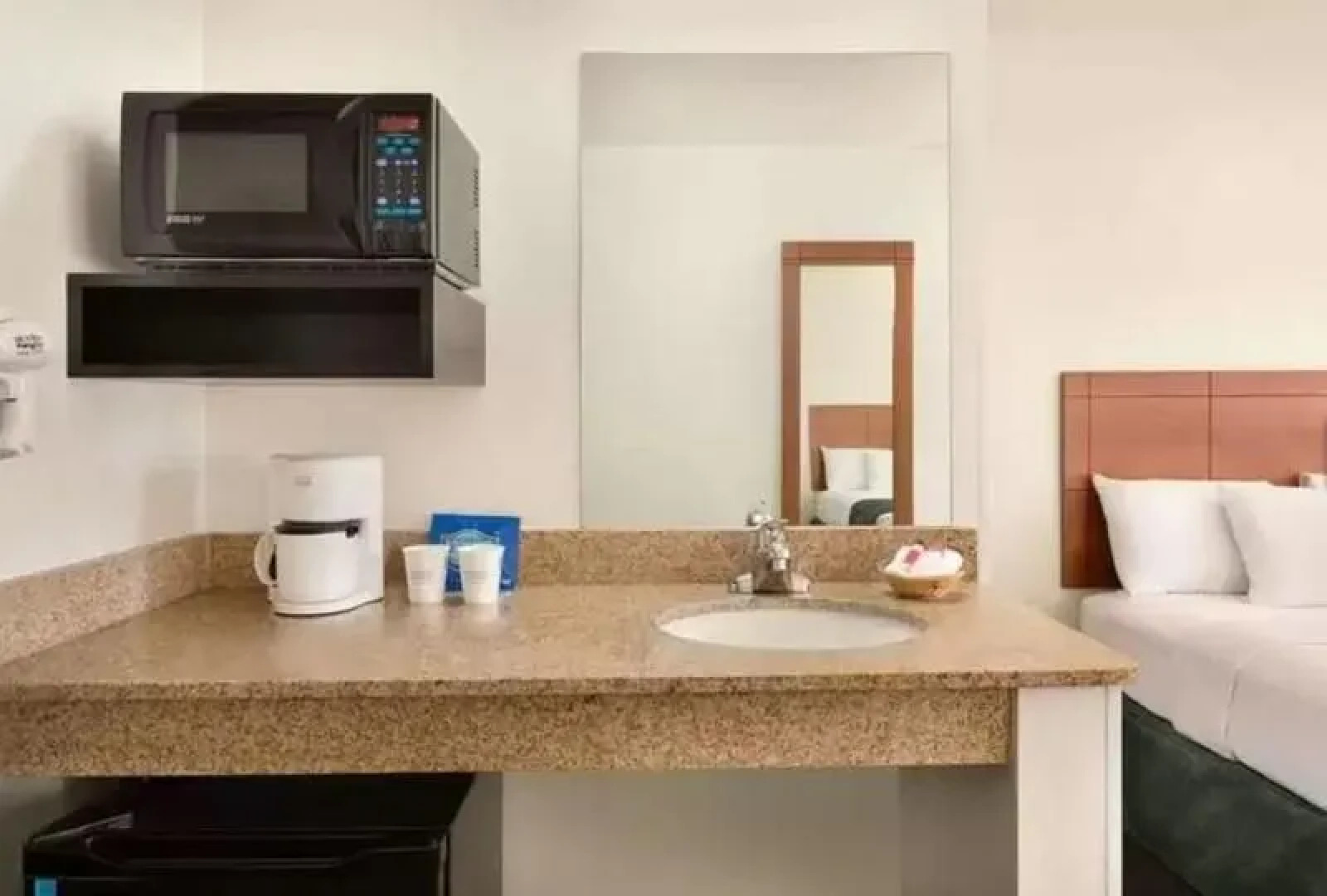 Oak Tree Inn - Comfort