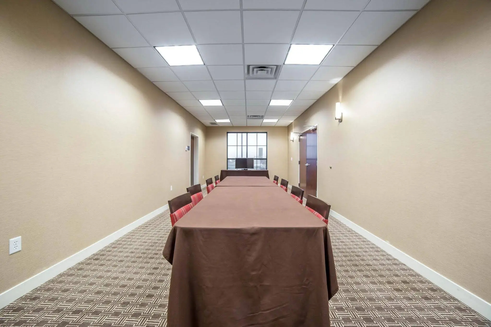 Comfort Suites Airport - University