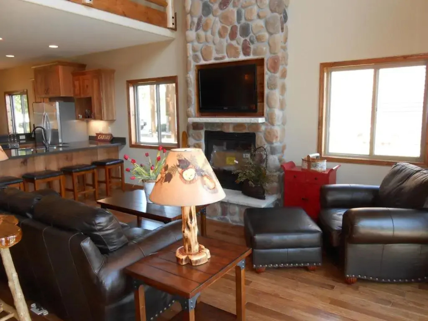 Quarterdeck Resort & Restaurant