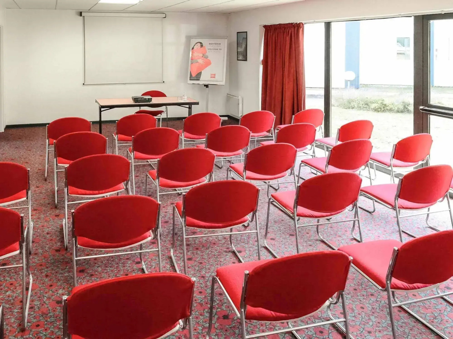 Ibis Styles Rouen Parc Expo Zenith