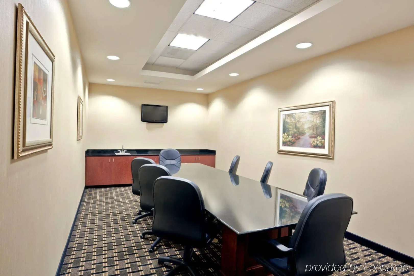 Holiday Inn Express & Suites Seattle North - Lynnwood by IHG
