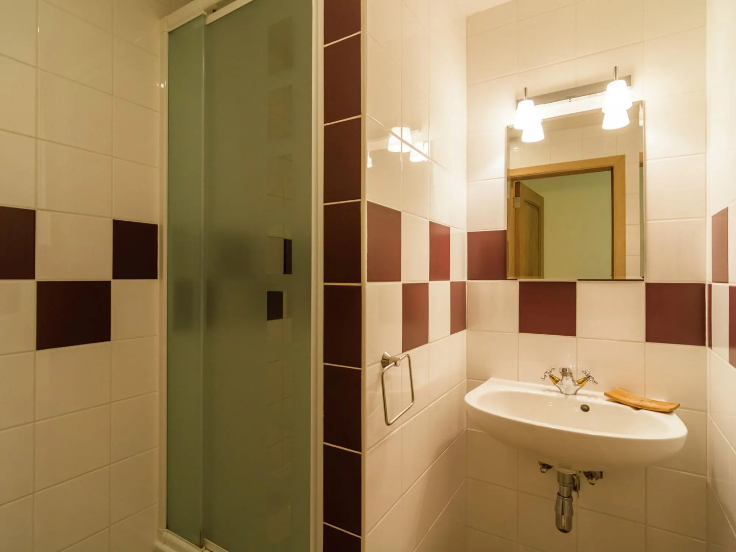 Cozy Bedrooms Cottage, Soumoy