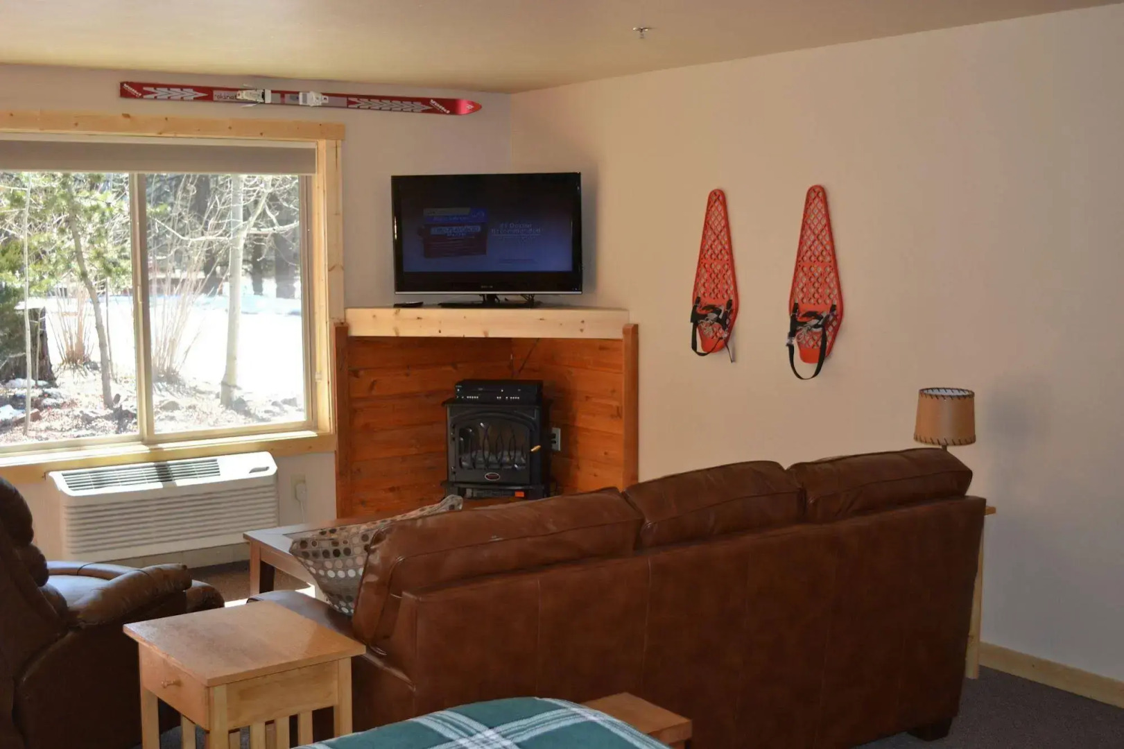 Eagle Fire Lodge & Cabins