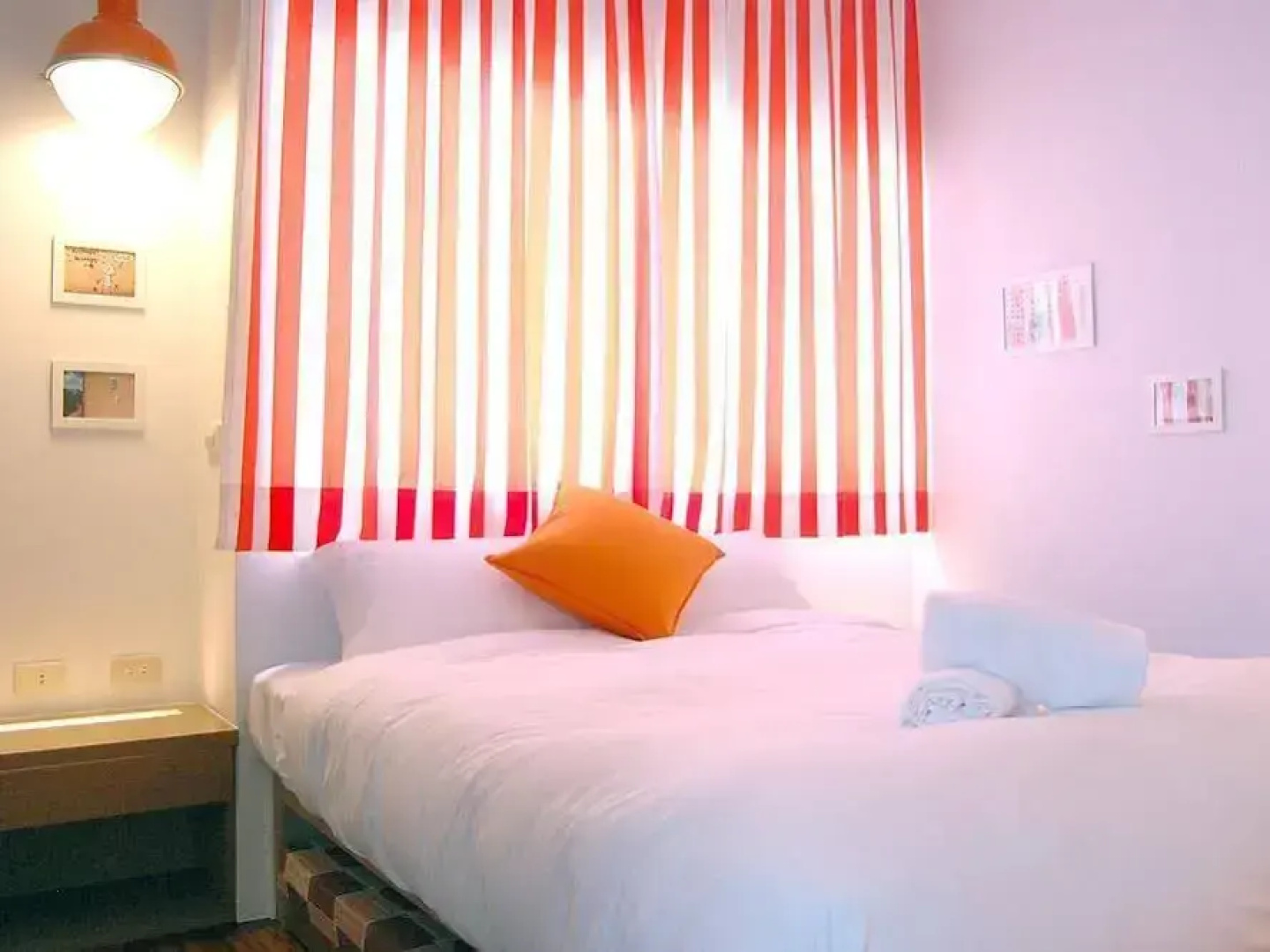 8 Door Guest House