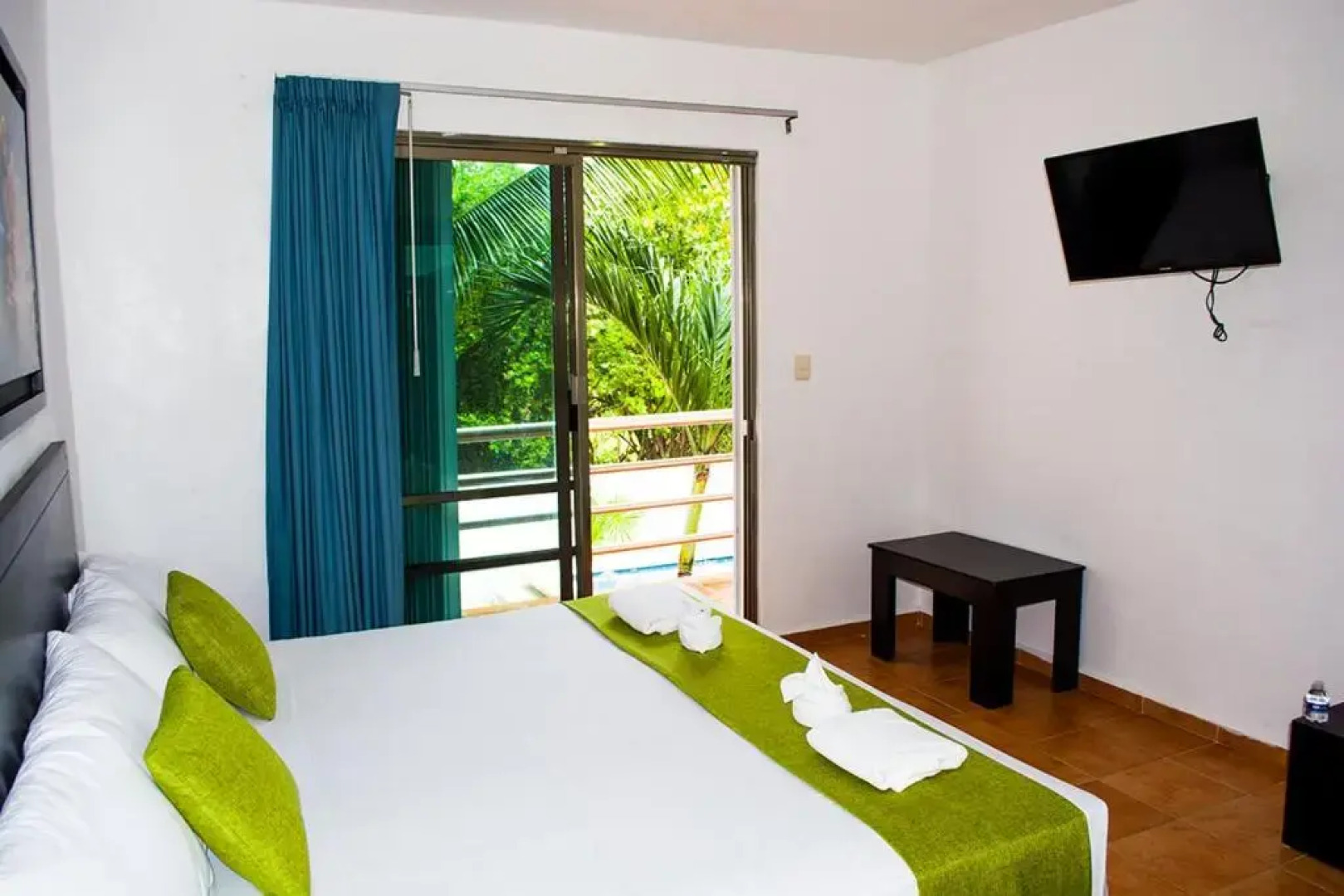 Hotel Arrecifes Costamaya