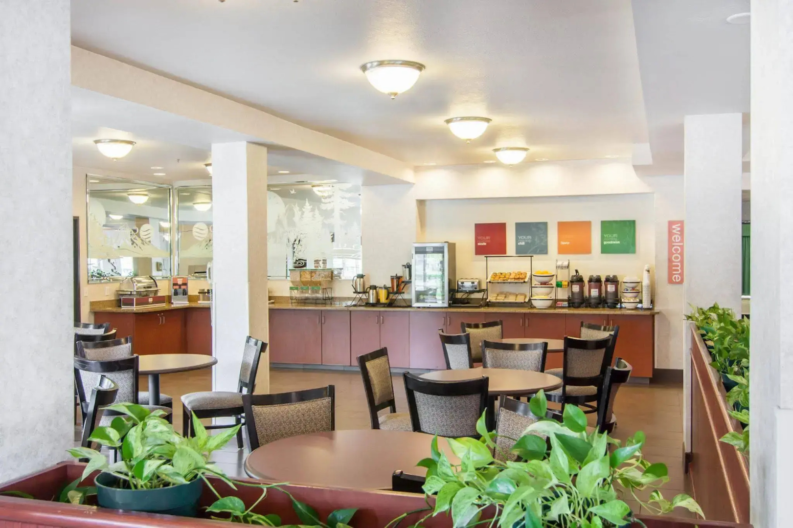 Comfort Inn & Suites Salem Northeast