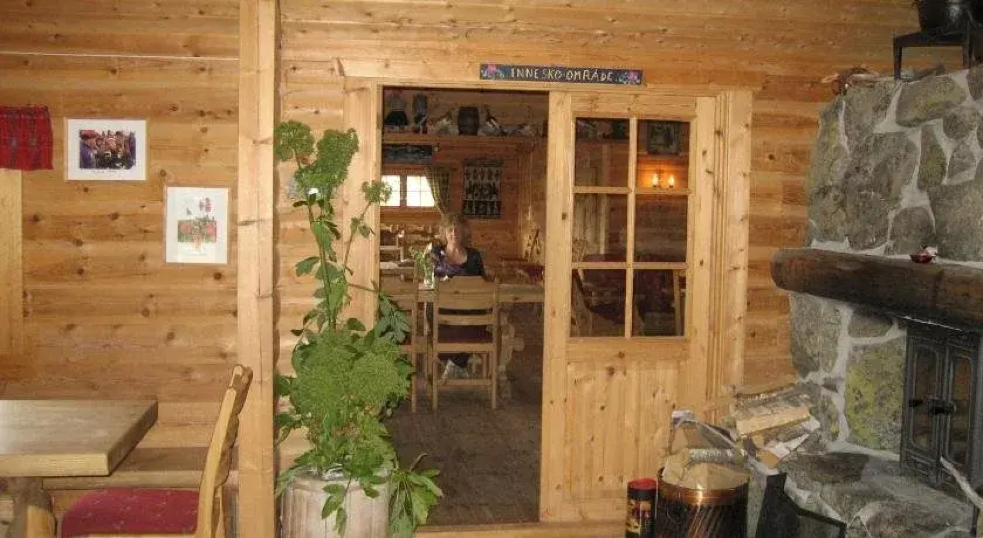 Hakkesetstolen Fjellstugu